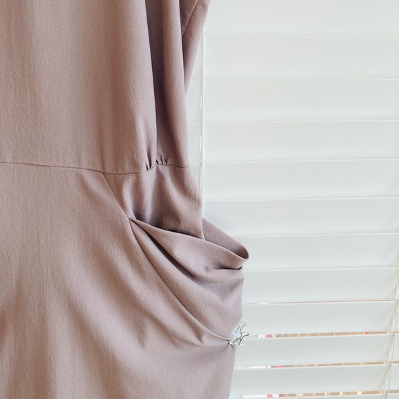 Topshop Taupe Dress with Zipper detail - Picture 4 of 12